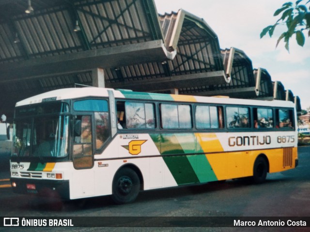 Empresa Gontijo de Transportes 8875 na cidade de Franca, São Paulo, Brasil, por Marco Antonio Costa. ID da foto: 8131185.