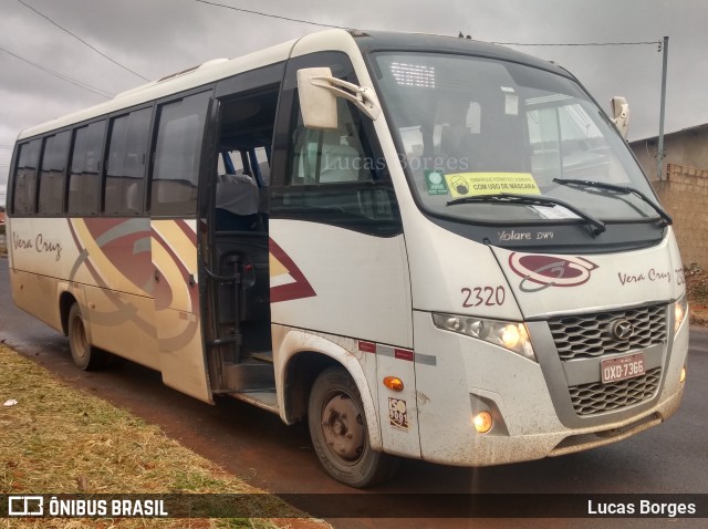 Vera Cruz Transporte e Turismo 2320 na cidade de Araxá, Minas Gerais, Brasil, por Lucas Borges . Número da foto: #8135025.