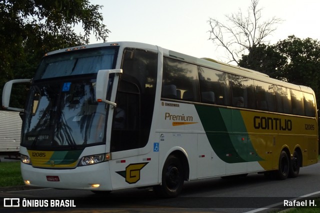 Empresa Gontijo de Transportes 12085 na cidade de Barra do Piraí, Rio de Janeiro, Brasil, por Rafael H.. Número da foto: #8133634.