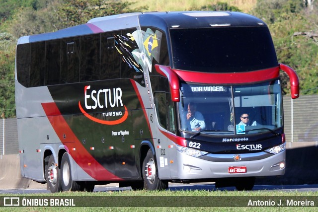 Esctur Turismo 022 na cidade de Aparecida, São Paulo, Brasil, por Antonio J. Moreira. Número da foto: #8136936.