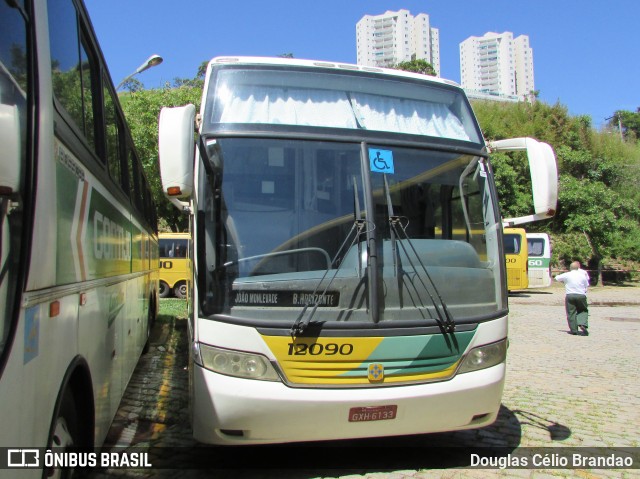 Empresa Gontijo de Transportes 12090 na cidade de Belo Horizonte, Minas Gerais, Brasil, por Douglas Célio Brandao. ID da foto: 8137184.