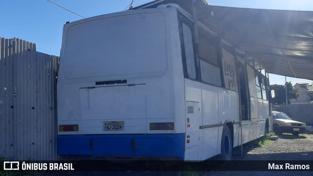 Ônibus Particulares 727 na cidade de Alvorada, Rio Grande do Sul, Brasil, por Max Ramos. ID da foto: 8141370.