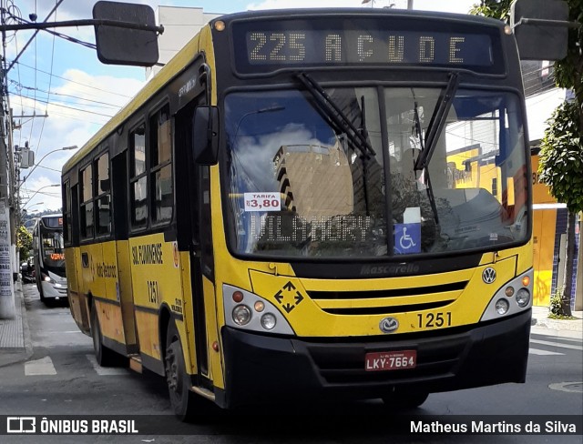 Viação Sul Fluminense 1251 na cidade de Volta Redonda, Rio de Janeiro, Brasil, por Matheus Martins da Silva. Número da foto: #8139472.
