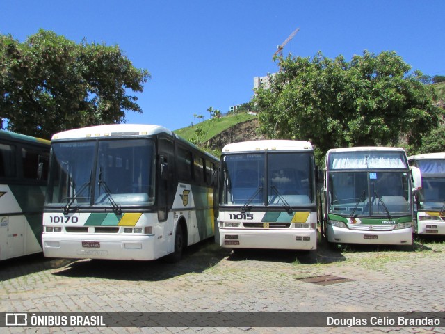 Empresa Gontijo de Transportes 11015 na cidade de Belo Horizonte, Minas Gerais, Brasil, por Douglas Célio Brandao. ID da foto: 8141558.