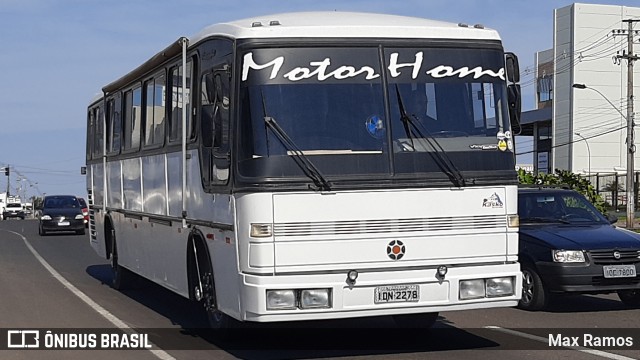 Motorhomes 015 na cidade de Viamão, Rio Grande do Sul, Brasil, por Max Ramos. ID da foto: 8141391.