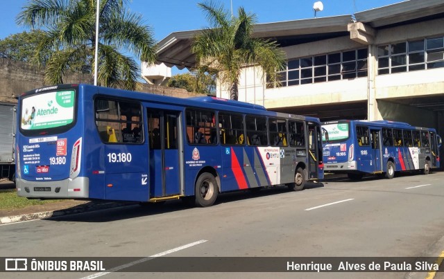 Transportes Capellini 19.180 na cidade de Americana, São Paulo, Brasil, por Henrique Alves de Paula Silva. ID da foto: 8143635.