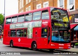 Metroline SEL749 na cidade de Ealing, Greater London, Inglaterra, por Leandro Machado de Castro. Número da foto: #8145356.