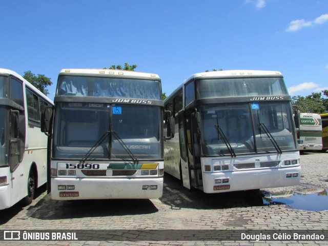 Empresa Gontijo de Transportes 15890 na cidade de Belo Horizonte, Minas Gerais, Brasil, por Douglas Célio Brandao. ID da foto: 8147205.