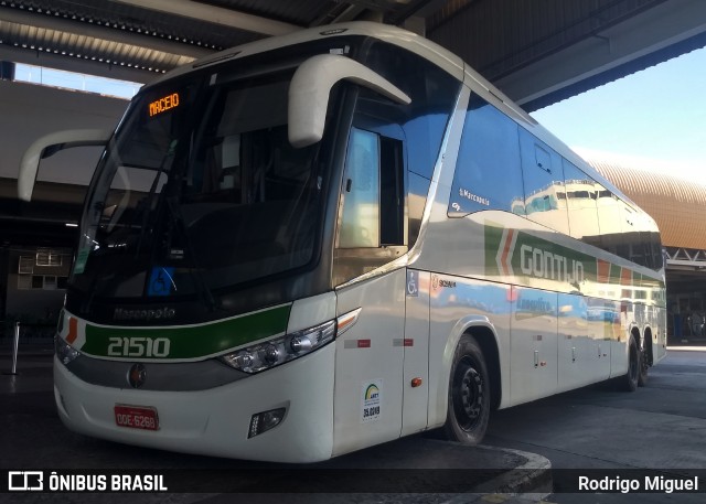 Empresa Gontijo de Transportes 21510 na cidade de Rio de Janeiro, Rio de Janeiro, Brasil, por Rodrigo Miguel. Número da foto: #8072634.