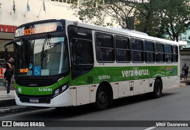 Viação Vera Cruz RJ 205.104 na cidade de Duque de Caxias, Rio de Janeiro, Brasil, por Vitor Dasneves. ID da foto: 8070736.