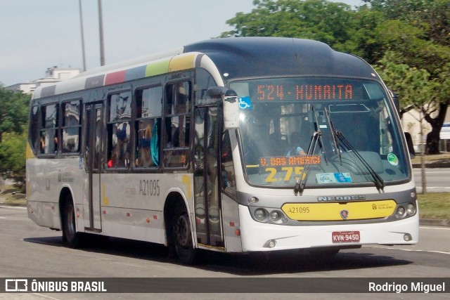 Translitorânea Turística A21095 na cidade de Rio de Janeiro, Rio de Janeiro, Brasil, por Rodrigo Miguel. ID da foto: 8069019.