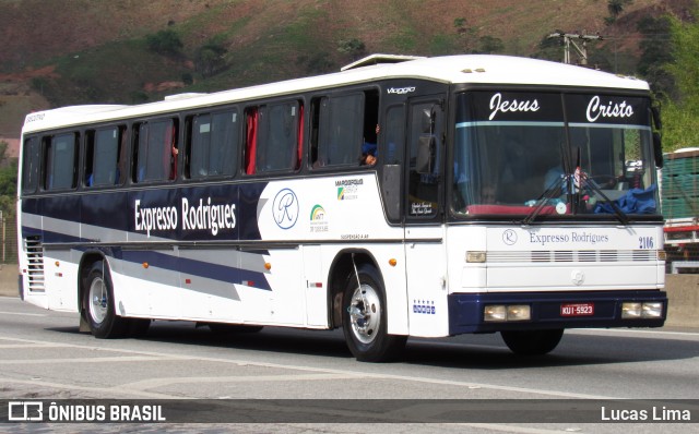 Expresso Rodrigues 2106 na cidade de Aparecida, São Paulo, Brasil, por Lucas Lima. Número da foto: #8148830.