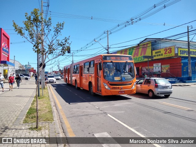 Expresso Azul JI604 na cidade de Curitiba, Paraná, Brasil, por Marcos Donizete Silva Junior. ID da foto: 8148162.