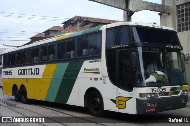 Empresa Gontijo de Transportes 15835 na cidade de Rio de Janeiro, Rio de Janeiro, Brasil, por Rafael H.. Número da foto: #8151306.