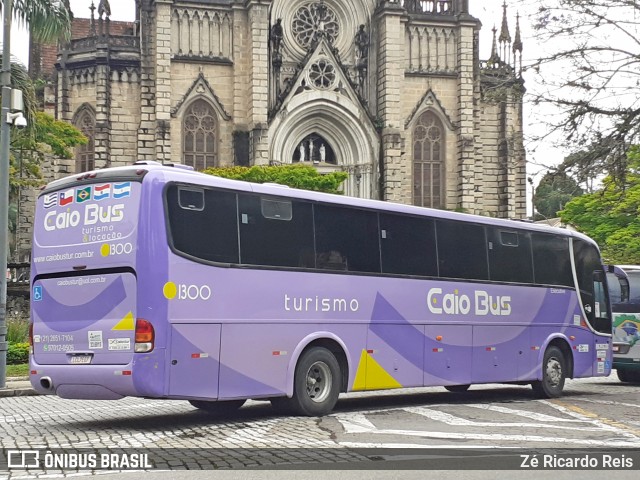 Caio Bus 1300 na cidade de Petrópolis, Rio de Janeiro, Brasil, por Zé Ricardo Reis. ID da foto: 8151322.