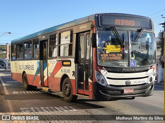 Viação Sul Fluminense RJ 202.055 na cidade de Volta Redonda, Rio de Janeiro, Brasil, por Matheus Martins da Silva. Número da foto: #8150816.