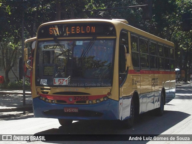 Transportes São Silvestre 37565 na cidade de Rio de Janeiro, Rio de Janeiro, Brasil, por André Luiz Gomes de Souza. ID da foto: 8074367.