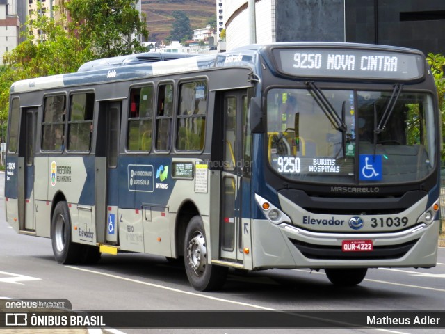 Via BH Coletivos 31039 na cidade de Belo Horizonte, Minas Gerais, Brasil, por Matheus Adler. Número da foto: #8074895.