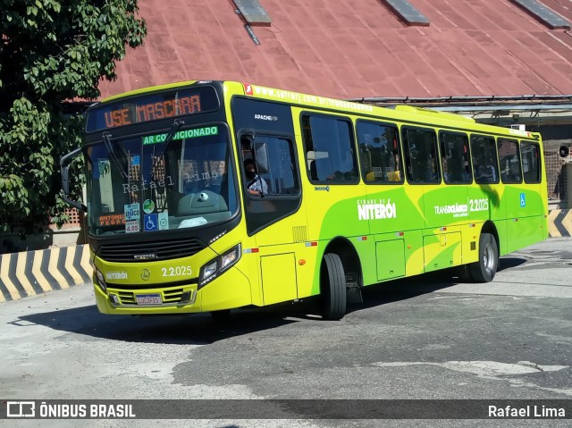 Santo Antônio Transportes Niterói 2.2.025 na cidade de Niterói, Rio de Janeiro, Brasil, por Rafael Lima. Número da foto: #8073377.