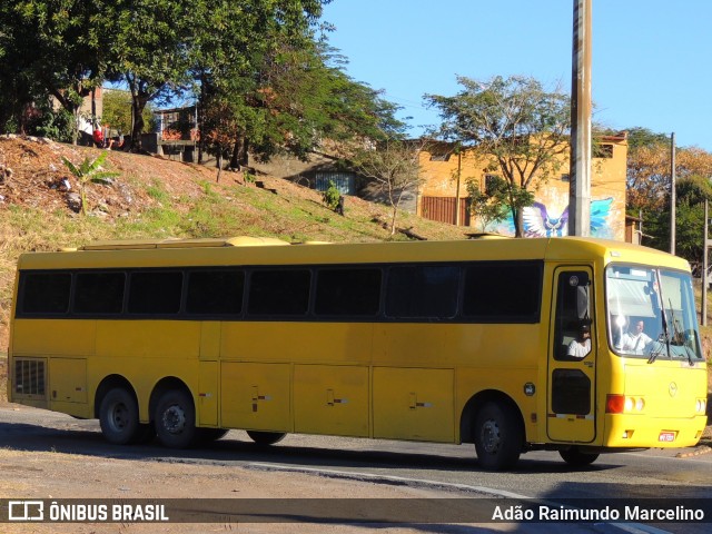 Ônibus Particulares 7237 na cidade de Belo Horizonte, Minas Gerais, Brasil, por Adão Raimundo Marcelino. ID da foto: 8077937.