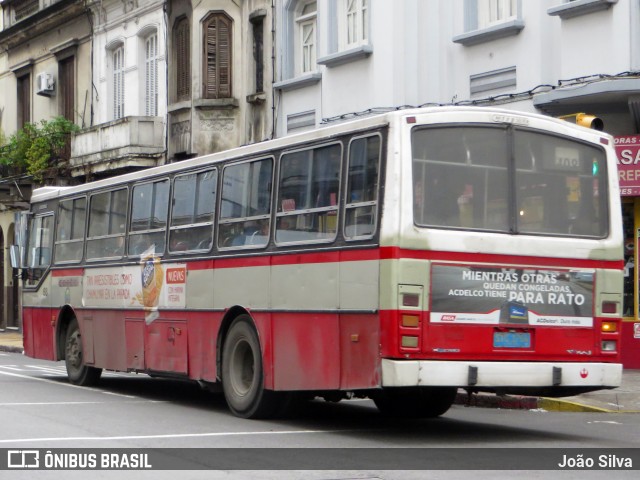 COETC - Cooperativa de Obreros y Empleados del Transporte Coletivo 68 na cidade de Montevideo, Montevideo, Uruguai, por João Silva. ID da foto: 8080178.