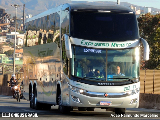 Expresso Mineiro 8810 na cidade de Belo Horizonte, Minas Gerais, Brasil, por Adão Raimundo Marcelino. ID da foto: 8080827.