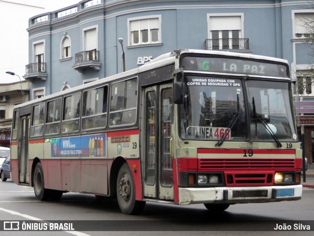 COETC - Cooperativa de Obreros y Empleados del Transporte Coletivo 19 na cidade de Montevideo, Montevideo, Uruguai, por João Silva. ID da foto: 8080107.