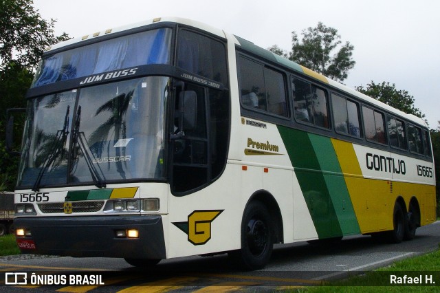 Empresa Gontijo de Transportes 15665 na cidade de Barra do Piraí, Rio de Janeiro, Brasil, por Rafael H.. ID da foto: 8084406.