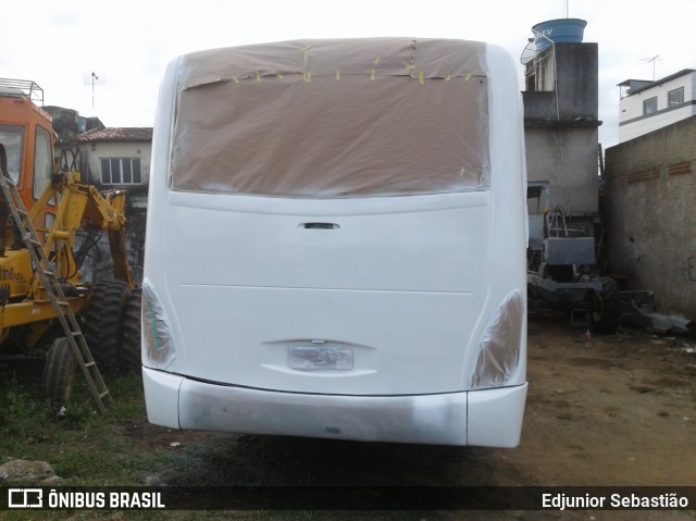 Ônibus Particulares KKN8344 na cidade de Nazaré da Mata, Pernambuco, Brasil, por Edjunior Sebastião. Número da foto: #8087412.