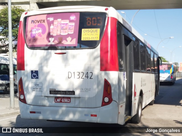 Transportes Barra D13242 na cidade de Rio de Janeiro, Rio de Janeiro, Brasil, por Jorge Gonçalves. ID da foto: 8087154.