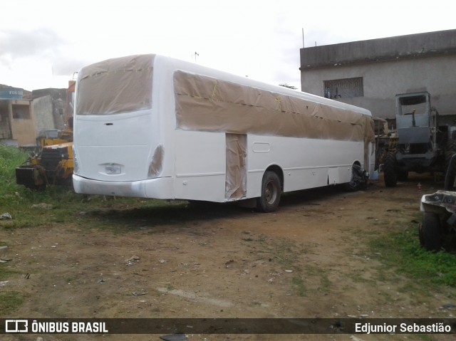 Ônibus Particulares KKN8344 na cidade de Nazaré da Mata, Pernambuco, Brasil, por Edjunior Sebastião. Número da foto: #8087409.