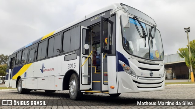 Viação Pinheiral 3016 na cidade de Volta Redonda, Rio de Janeiro, Brasil, por Matheus Martins da Silva. Número da foto: #8180993.