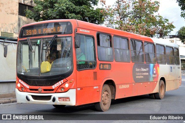 Santa Fé Transportes 95027 na cidade de Belo Horizonte, Minas Gerais, Brasil, por Eduardo Ribeiro. Número da foto: #8184583.