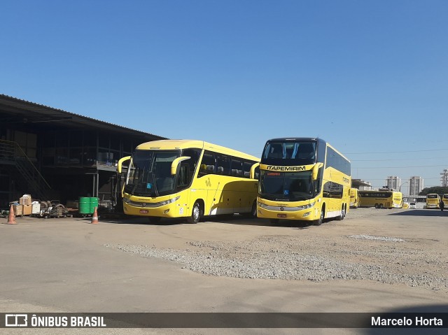 Viação Itapemirim 17001 na cidade de São Paulo, São Paulo, Brasil, por Marcelo Horta. Número da foto: #8186859.