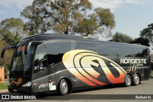 Expresso Nordeste 4805 na cidade de Curitiba, Paraná, Brasil, por Rafael H.. Número da foto: #8188526.