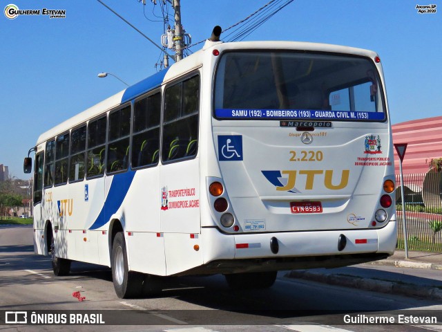 JTU - Jacareí Transporte Urbano 2.220 na cidade de Jacareí, São Paulo, Brasil, por Guilherme Estevan. ID da foto: 8192912.