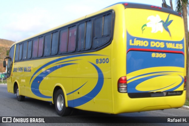 Viação Lírio dos Vales 8300 na cidade de Barra do Piraí, Rio de Janeiro, Brasil, por Rafael H.. Número da foto: #8193889.