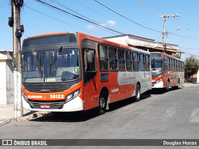Viação Cruzeiro > Viação Sidon 38122 na cidade de Ibirité, Minas Gerais, Brasil, por Douglas Hunas. Número da foto: #8194122.