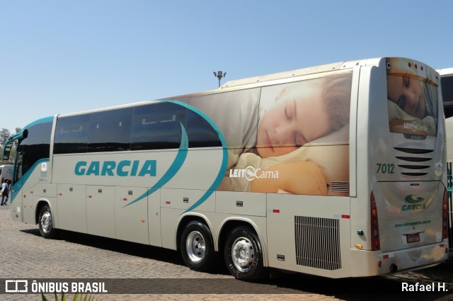 Viação Garcia 7012 na cidade de Londrina, Paraná, Brasil, por Rafael H.. ID da foto: 8200097.