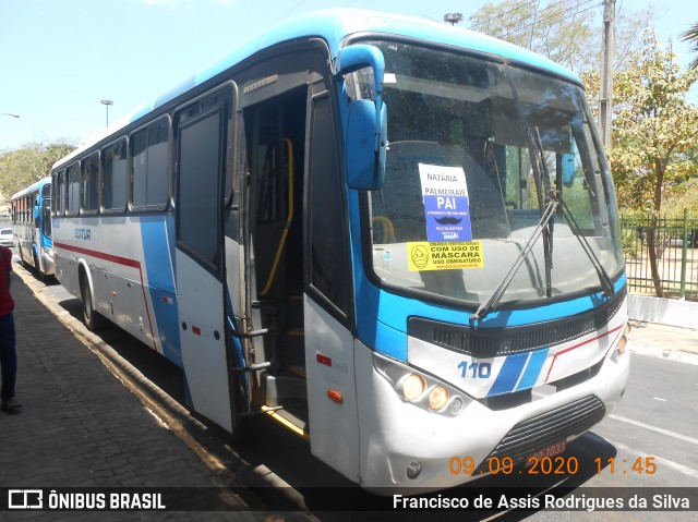 Editur 110 na cidade de Teresina, Piauí, Brasil, por Francisco de Assis Rodrigues da Silva. Número da foto: #8199079.
