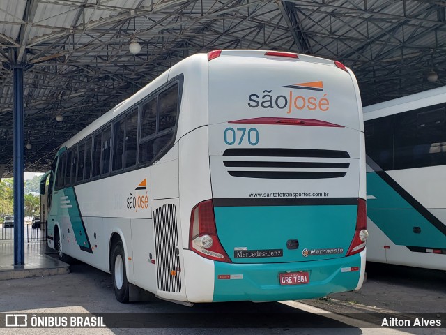 Viação São José 070 na cidade de Formiga, Minas Gerais, Brasil, por Ailton Alves. Número da foto: #8199580.