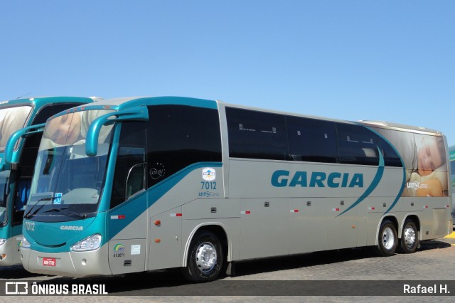 Viação Garcia 7012 na cidade de Londrina, Paraná, Brasil, por Rafael H.. ID da foto: 8200098.