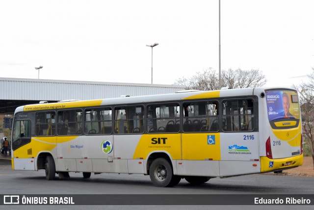 Transporte Urbano São Miguel 2116 na cidade de Uberlândia, Minas Gerais, Brasil, por Eduardo Ribeiro. ID da foto: 8201413.