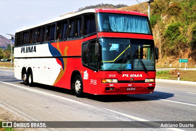 Pluma Conforto e Turismo 3918 na cidade de Areal, Rio de Janeiro, Brasil, por Adriano Duarte. Número da foto: #8208933.