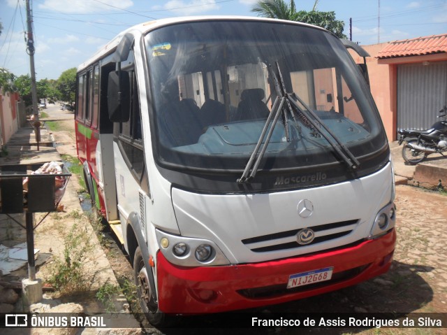 Ônibus Particulares 04004 na cidade de Teresina, Piauí, Brasil, por Francisco de Assis Rodrigues da Silva. Número da foto: #8157392.