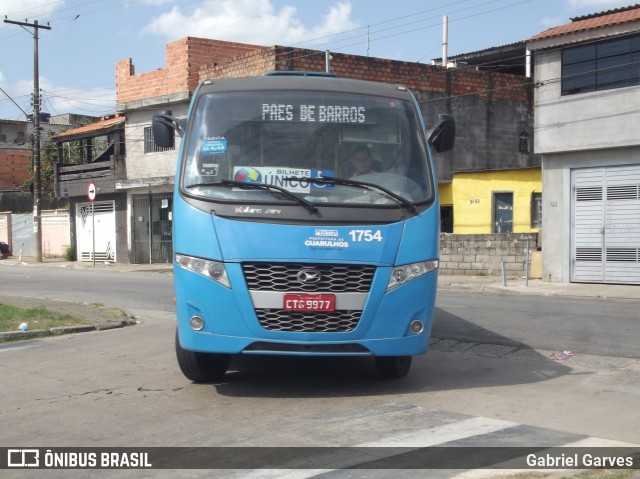 Cooper G4 1754 na cidade de Guarulhos, São Paulo, Brasil, por Gabriel Garves. Número da foto: #8211380.