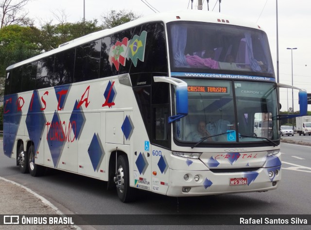 Cristal Turismo e Transporte 600 na cidade de São Paulo, São Paulo, Brasil, por Rafael Santos Silva. Número da foto: #8212560.