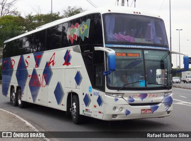 Cristal Turismo e Transporte 600 na cidade de São Paulo, São Paulo, Brasil, por Rafael Santos Silva. ID da foto: 8212560.