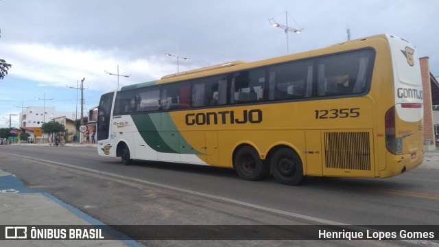Empresa Gontijo de Transportes 12355 na cidade de Paulistana, Piauí, Brasil, por Henrique Lopes Gomes. Número da foto: #8213279.