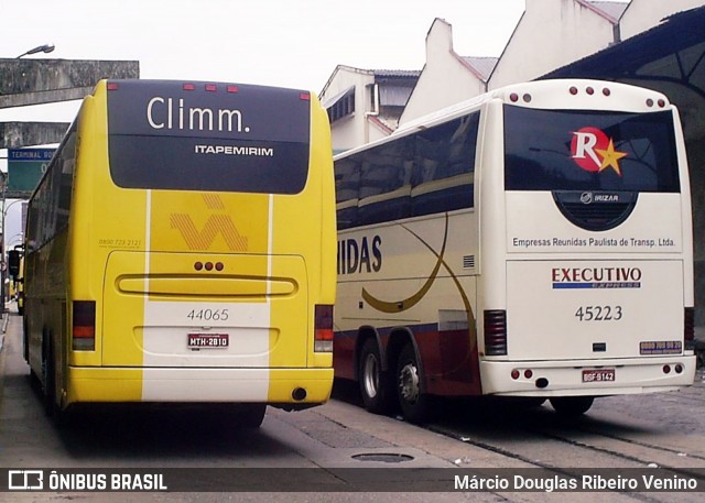 Viação Itapemirim 44065 na cidade de Rio de Janeiro, Rio de Janeiro, Brasil, por Márcio Douglas Ribeiro Venino. ID da foto: 8215284.